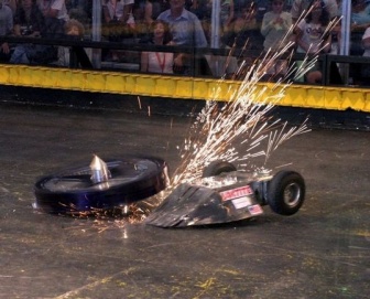 Шоу "BattleBots" возобновят в июне