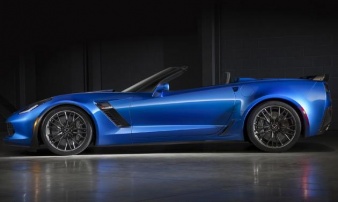 Corvette Z06 с откидным верхом для Нью-Йоркского автосалона