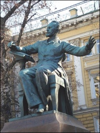 У ЧАЙКОВСКОГО ВОРУЮТ НОТЫ…